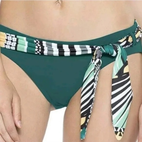 BECCA Bikini Bottom NWOT Fern Green Black White Reversible Belted Size Small - Picture 1 of 11